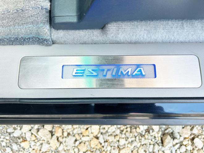 エスティマ2.4アエラス 4WD　自社ローン＜MY NEOオートローン＞　純正HDDナビ　バックカメラ　両側パワースライドドア　サンルーフ