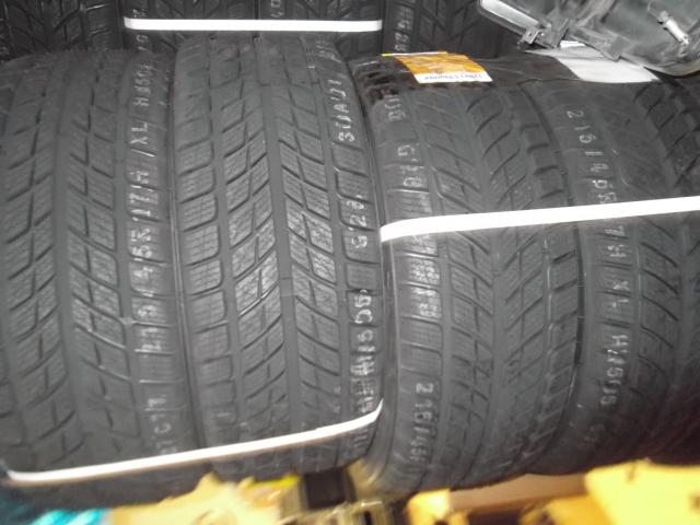 3000円から　新品　スタッドレス ２１５/４５R１７ スタットレス　　希望価格　値引き可