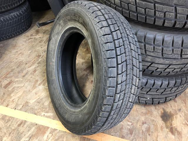 ダンロップ ウィンターマックスSJ8 215/70R15 4本Set