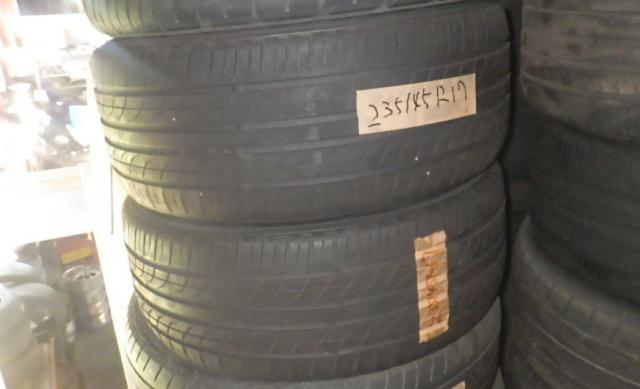 235/45R17