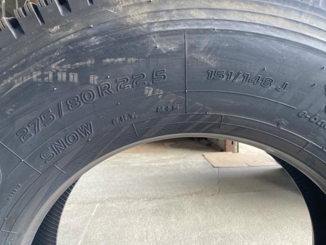 TOYO 275/80R22.5 2本