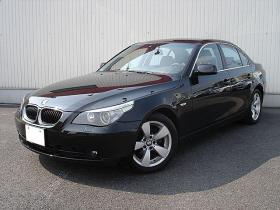 BMW　5シリーズ 4Dr