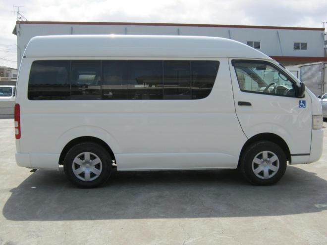 KR-KDH205Kカイ リフト車 4WD 2500 5Dr