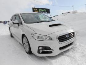レヴォーグ　 4WD