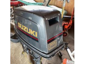 その他　スズキ　船外機　8馬力