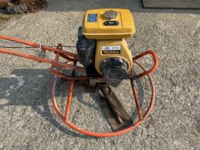 その他　生コン仕上げ機 Robin EY15