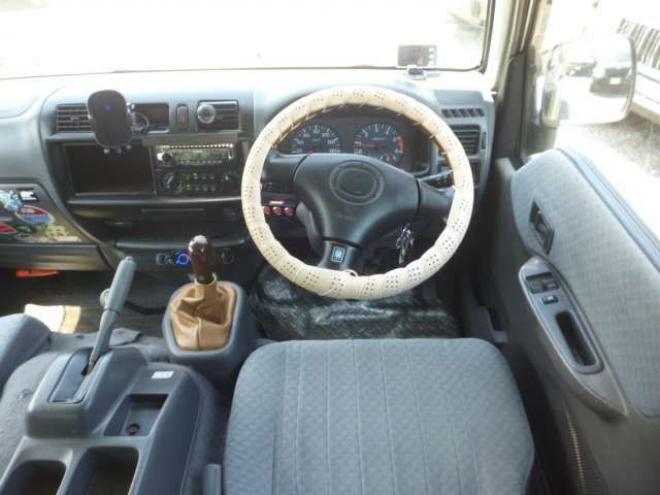 ブローニイバン 2.5 DX 低床 ロング ディーゼル 4WD　フォードエコノバン仕様セミキャンパー 2500