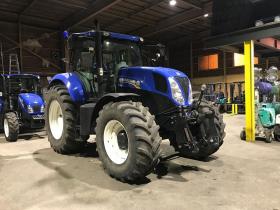 トラクター　ニューホランド　中古　T7.200