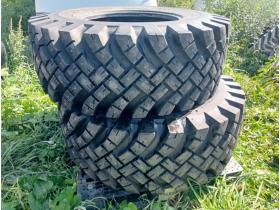 ホイールローダ ほぼ新品タイヤショベルホイールローダータイヤスパイクスノータイヤ増設ピン12.5/70-16、12.5/65-18、15.5/60-18、17.5/70-20、16.9-24、17.5-25、17.5/65-20、18.4-24、20.5-25