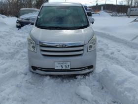 ノア　 4WD 2000 5Dr