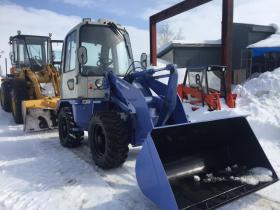 ホイールローダ　HST ４WD 4WD