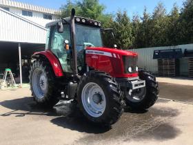 トラクター　マッセイファーガソン　中古　5445-4D　Dyna-4
