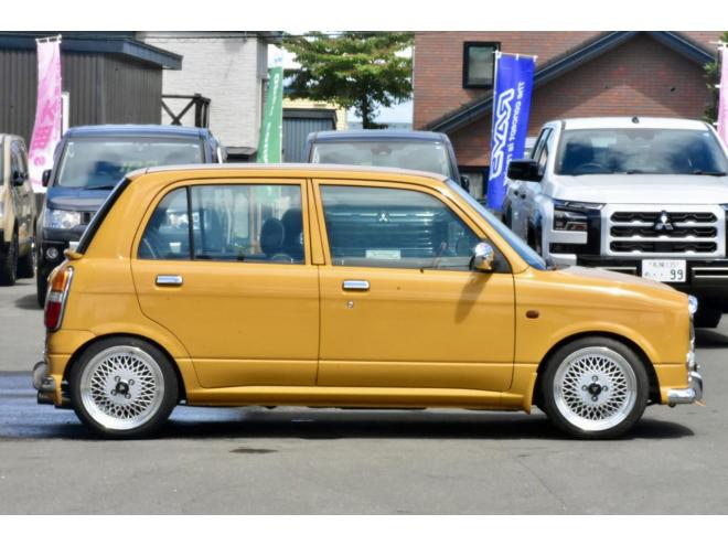 ミラジーノジーノ　社長の趣味車シリーズ　ＮＥＷペイント　タローズオリジナル　ワタナベエディション　５ＭＴ　ローダウン　１５インチアルミ