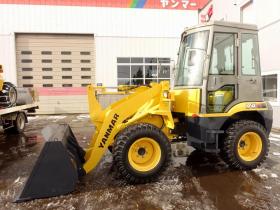 ホイールローダ　ヤンマー V4-5A  バケット容量0.5m3