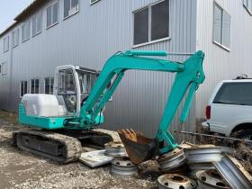 バックホー　コベルコ　バックホー D45　ゴムキャタ