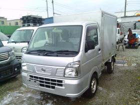 NT100クリッパー　トラック 4WD 660 2Dr