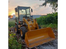 ホイールローダ　CAT901C2