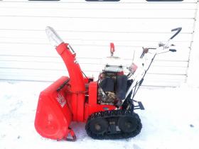 除雪機　クボタ KSR8C 8馬力 セルスタート 絶好調 キャタ良好