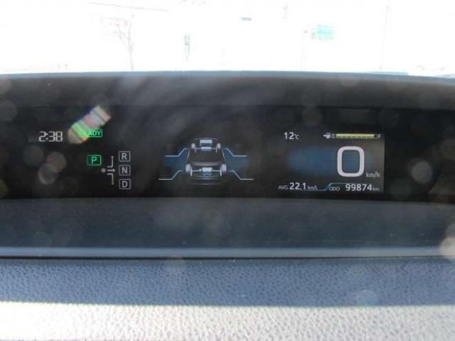プリウス1.8 S E-Four 4WD　前後ドライブレコーダー フルセグテレビ 1800