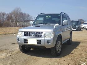キックス　4WD 660 3Dr