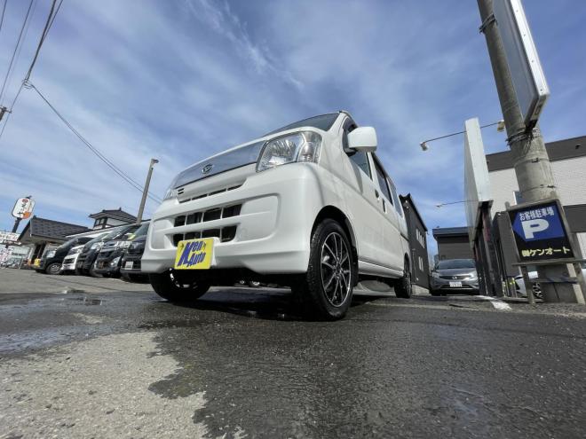 ハイゼットHIJET 4WD CRUSE TURBO LTD  HIGH ROOF　寒冷地仕様　サブバッテリー外部電源　ちょいきゃん葵2段ベット　フルセグブルートゥ－ス　バックカメラ　ETC 　アルミ　ドラレコ　バイザー　カーテン 4WD 660 ５Dr