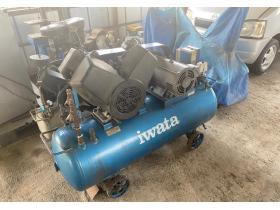 コンプレッサー　１０馬力、最大15KG、IWATA