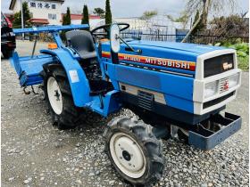 トラクター　MITSUBISHI  MT-1401D ディーゼルエンジン,ロータリー付,低アワー 4WD 4WD