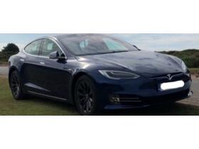 テスラ　モデルS100EV EV ５Dr
