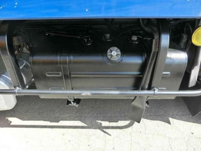 デュトロ冷凍バン　TKG-XZC675M　トプレック　 4WD 4000