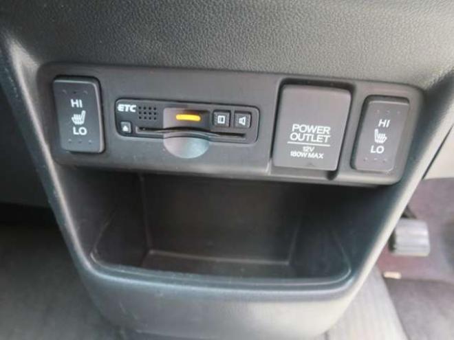 N-BOXカスタムG Lパッケージ 4WD　パワースライドドア 660