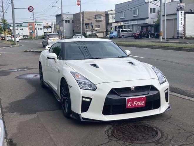 GT-R3.8 ピュアエディション 4WD　後期GT-R カーボンスポイラー 3800