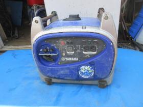 発電機　ヤマハINVERTER FE2000iS  B