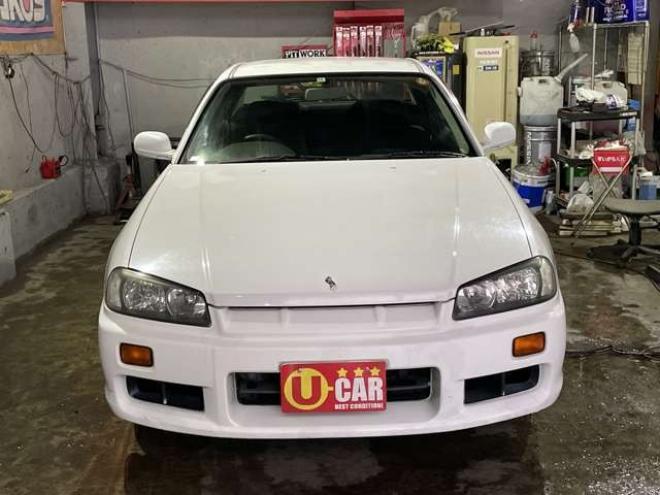 スカイライン2.0 GT　 2WD 2000