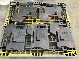 その他　トラクターウェイト　中古　ケースインター　29kg×5枚　農機具