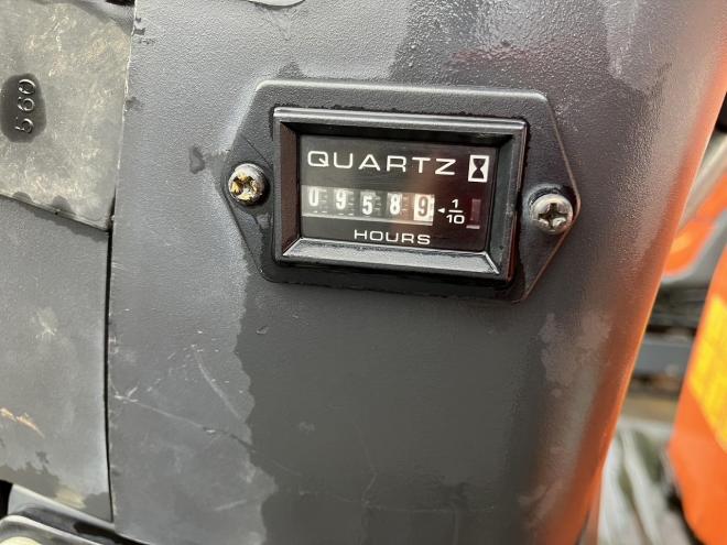 バックホー日立　中古　油圧ショベル　ZX10U-2