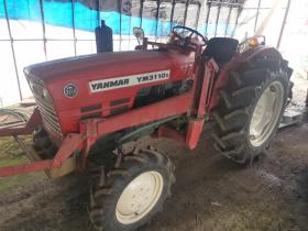 トラクター　ヤンマー YM3110D 31馬力 4WD キャビンなしトラクター