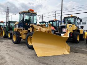 ホイールローダ　CAT　中古　924GZ　マルチプラウ