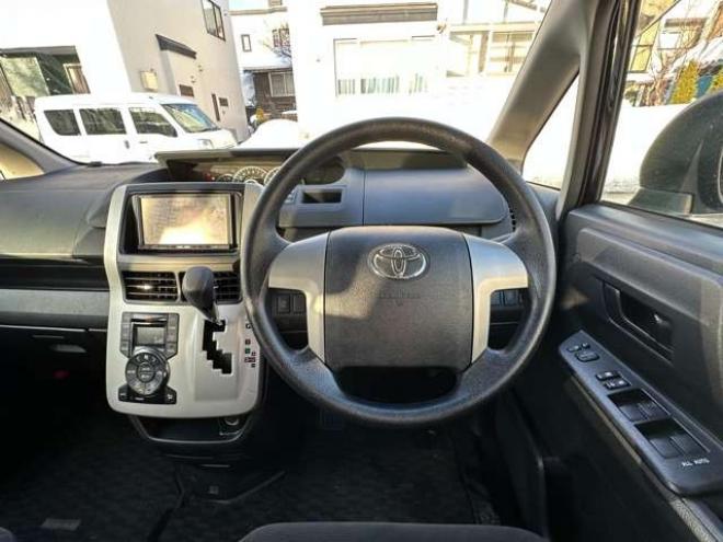 ノア2.0 X 4WD　道外仕入　片側パワースライドドア　ETC 2000