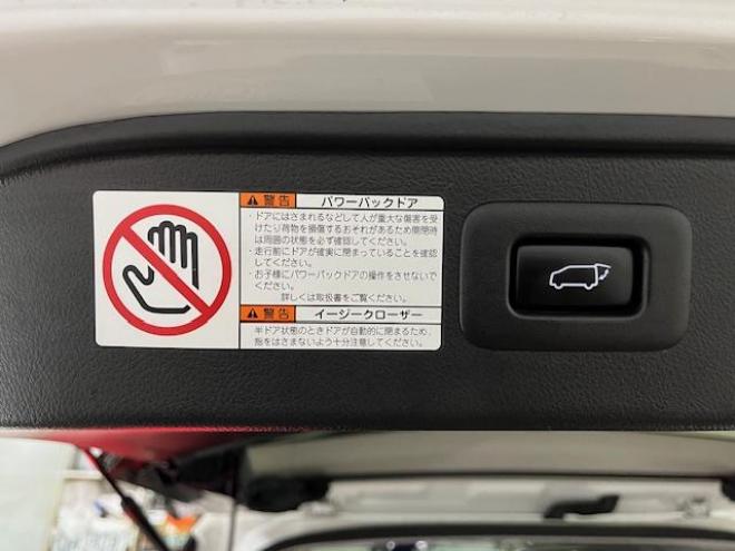 アルファードＳ　Ｃパッケージ後期型　本州仕入　ワンオーナー　寒冷地仕様　禁煙車　プリクラッシュ　レーダークルーズ　パーキングサポートブレーキ　レーントレーシング　純正１８インチＡＷ　社外１８ＡＷ＋スタッドレスタイヤ付　純正ナビ（フルセグ地デジ　Ｂｌｕｅｔｏｏｔｈ）＋バックカメラ　両側パワースライドドア　パワーバックドア　純正ブラックレザーシート　電動オットマン　三眼ＬＥＤヘッドライト　前後ドライブレコーダー　両席シートヒーター＆クーラー 4WD 2500 5Dr