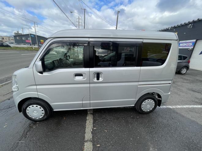 エブリィEVERY VAN 4WD JOIN TURBO HIGE ROOF 本州仕入　寒冷地仕様　TURBO 　ブレーキアシスト　横滑り防止　フォグランプ　フルセグナビ　ブルトース　スタットレス 4WD 660 5Dr