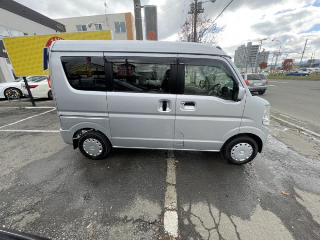 エブリィEVERY VAN 4WD JOIN TURBO HIGE ROOF 本州仕入　寒冷地仕様　TURBO 　ブレーキアシスト　横滑り防止　フォグランプ　フルセグナビ　ブルトース　スタットレス 4WD 660 5Dr