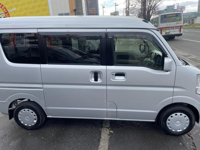 エブリィEVERY VAN 4WD JOIN TURBO HIGE ROOF 本州仕入　寒冷地仕様　TURBO 　ブレーキアシスト　横滑り防止　フォグランプ　フルセグナビ　ブルトース　スタットレス 4WD 660 5Dr