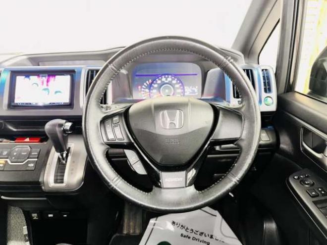 ステップワゴン2.0 スパーダ Z HDDナビ エディション 4WD　下廻防錆TVナビBカメETC 2000