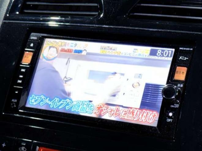 セレナ2.0 ハイウェイスター Vセレクション 4WD　下廻防錆TVナビBカメEスタ 2000