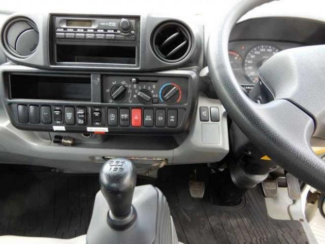 デュトロタンクローリー　TKG-XZU685M 東邦　 4WD 4000