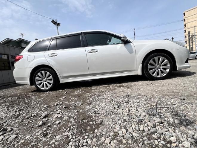 レガシィツーリングワゴン2.5i LパッケージLTD 4WD　ローンが不安な方＜優遇ローン＞１年保証 本州仕入 社外ナビ　Ｂカメラ　フルセグTV 4WD 2500 5Dr