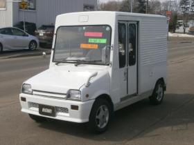 ミラ　ウオークスルーバン　４WD 550 2Dr