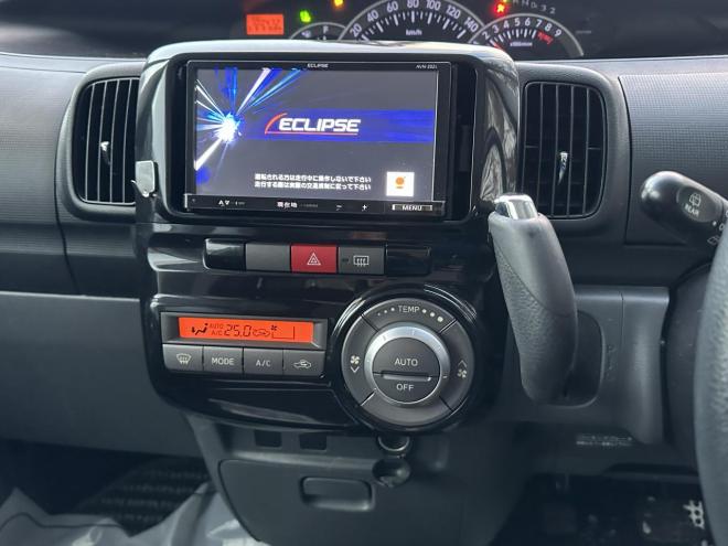 タントカスタムX　タイミングチェーン車　ＥＴＣ　ナビ　テレビ　サビ少ない　程度自信あり　スマートキー　ＨＩＤ　4WD  660 5Dr