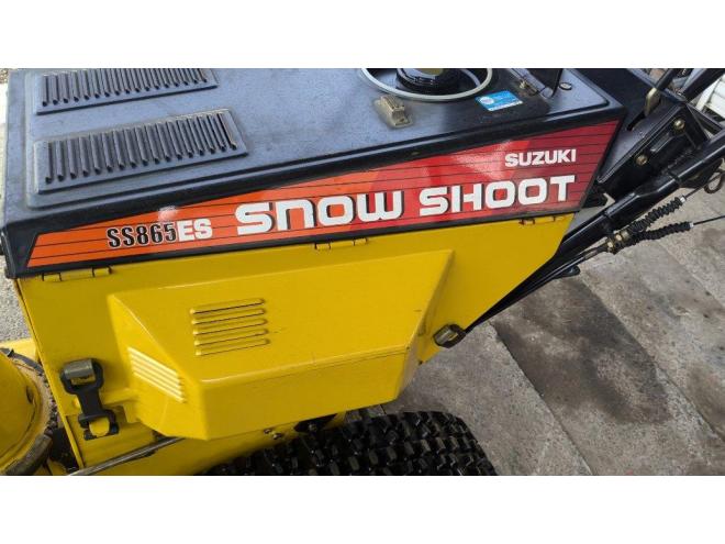 除雪機スズキ　SS865ES　８馬力　静音エンジン　良品