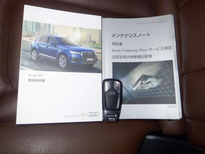 アウディQ7 2.0 TFSI クワトロ 4WD　ナビ・TV・B/T・茶革・SR・全方位カメラ 2000